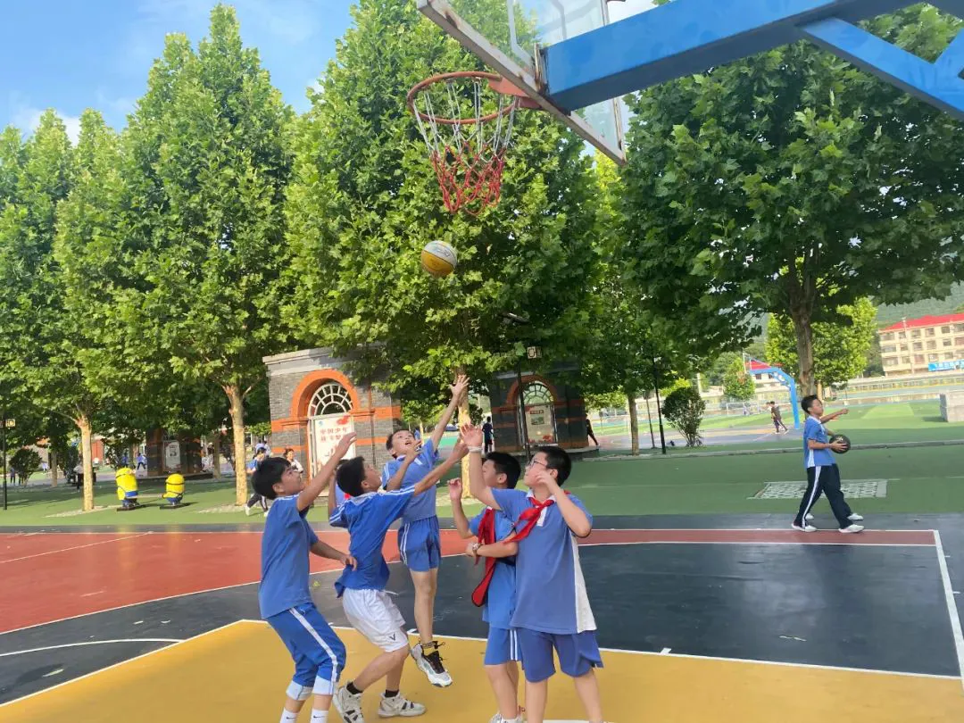 篮球小学生基本功训练教学反思怎么写_0